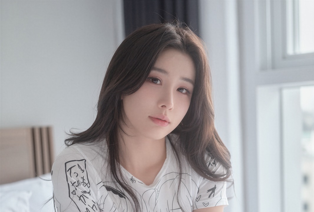 YeonYu(연유) – [ARTGRAVIA] VOL.547｜37P · 第四百四十七号，未命名-玩图志